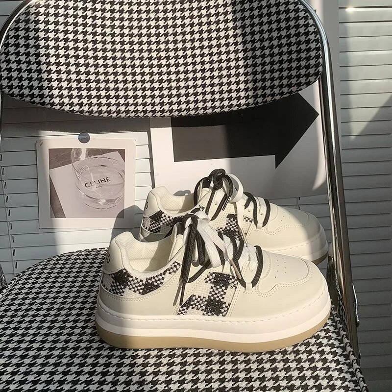 Új, vastag talpú lapos női cipők alkalmi vászon tornacipők női futó Lolita tenisz vulkanizált női cipők Zapatos De Mujer