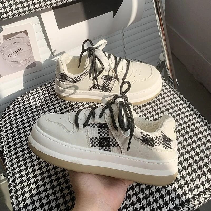 Új, vastag talpú lapos női cipők alkalmi vászon tornacipők női futó Lolita tenisz vulkanizált női cipők Zapatos De Mujer