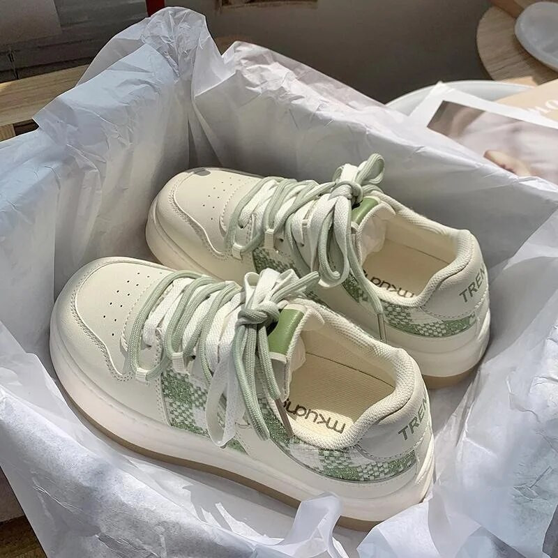 Új, vastag talpú lapos női cipők alkalmi vászon tornacipők női futó Lolita tenisz vulkanizált női cipők Zapatos De Mujer