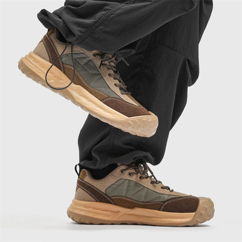 tornacipők férfi Őszi szabadtéri túra munkacipők Férfi gyalogló taktikai hegymászó cipők Vintage fűzős hegymászó tornacipők