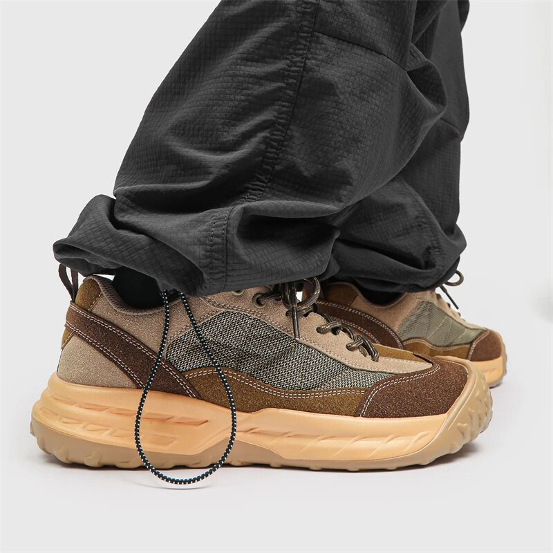 tornacipők férfi Őszi szabadtéri túra munkacipők Férfi gyalogló taktikai hegymászó cipők Vintage fűzős hegymászó tornacipők