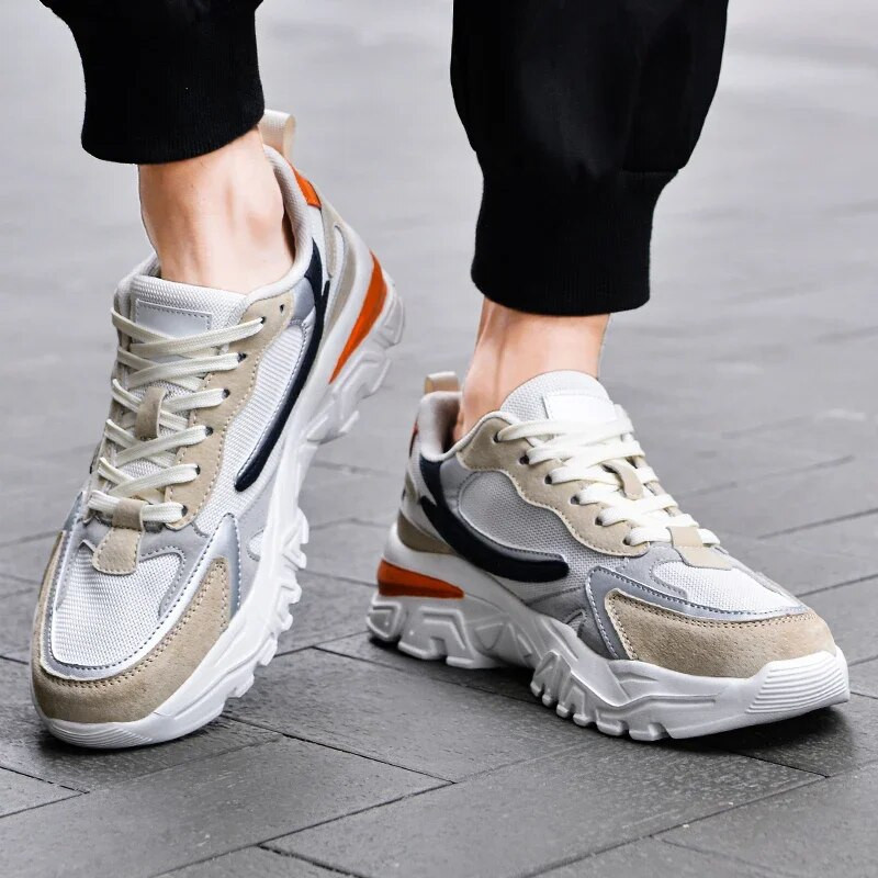 Meeste vabaajajalatsid Mitmekülgsed kulumiskindlad jooksujalatsid Välispordi Paarile Moodsad tossud meestele ja naistele