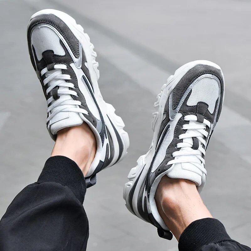 Meeste vabaajajalatsid Mitmekülgsed kulumiskindlad jooksujalatsid Välispordi Paarile Moodsad tossud meestele ja naistele