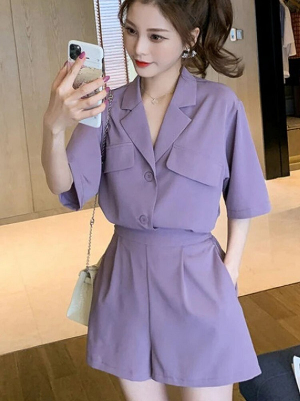 2023. évi nyári női új, nagyméretű, hozzáillő rövidnadrág szettek koreai laza divatos elegáns kardigán felső, széles szárú rövidnadrág kétrészes szett