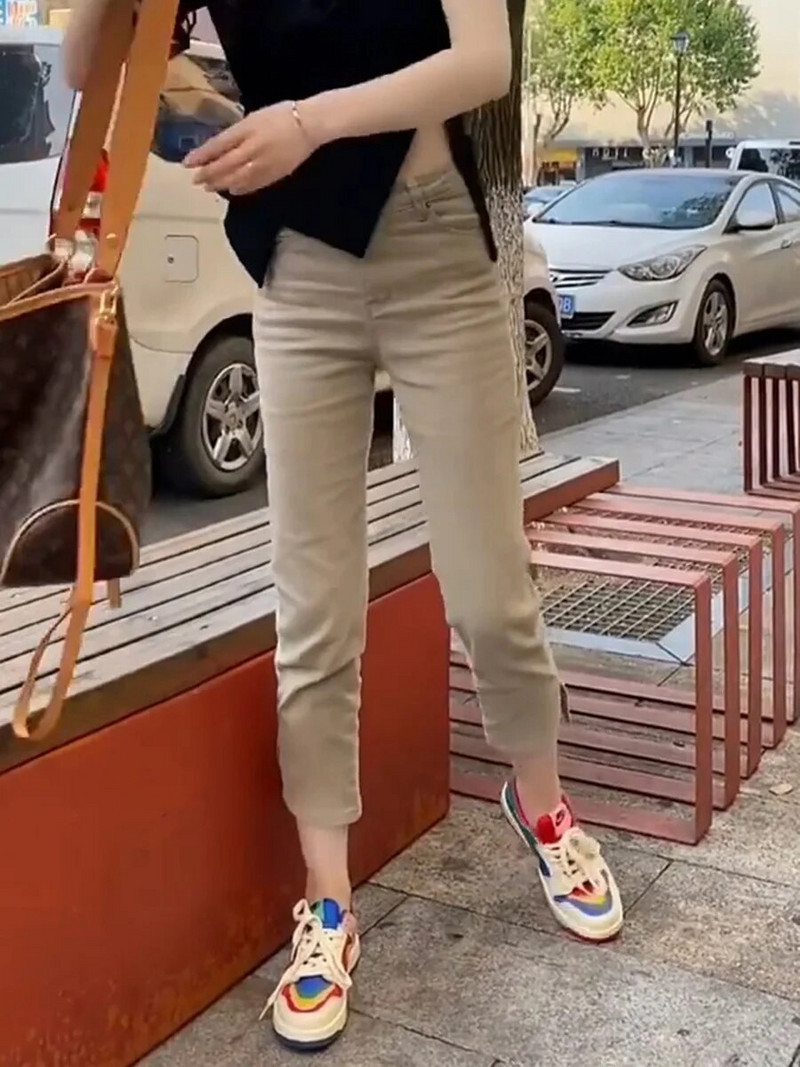 Blugi de damă mărime mare Blugi skinny de toamnă de femeie Fat Sister 2023 Pantaloni noi cu picioare drepte cu talie înaltă, potriviti pentru șold, coapsă groase