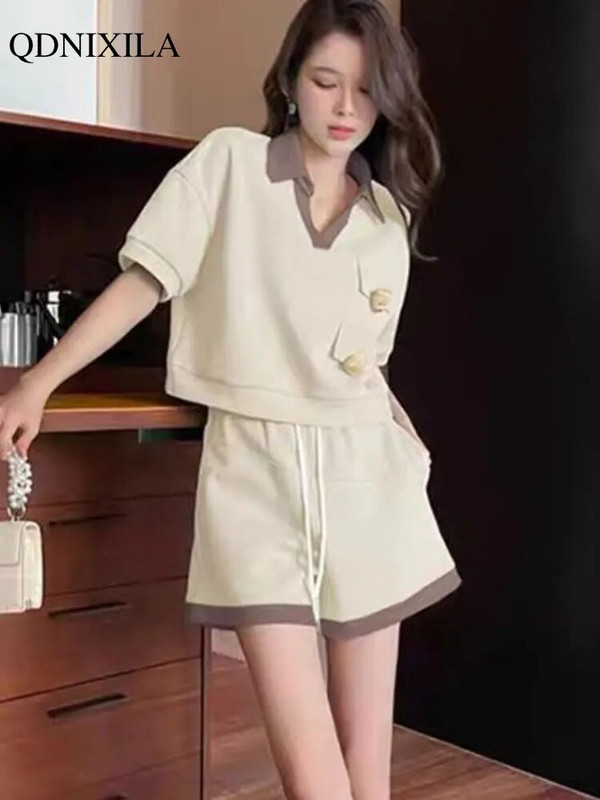 Nou în Seturi elegante de pantaloni scurți de vară pentru femei, asortate, coreeane, dulce, ursuleț, lejer, cu mânecă scurtă, ocazional, pentru femei. Set 2 bucăți