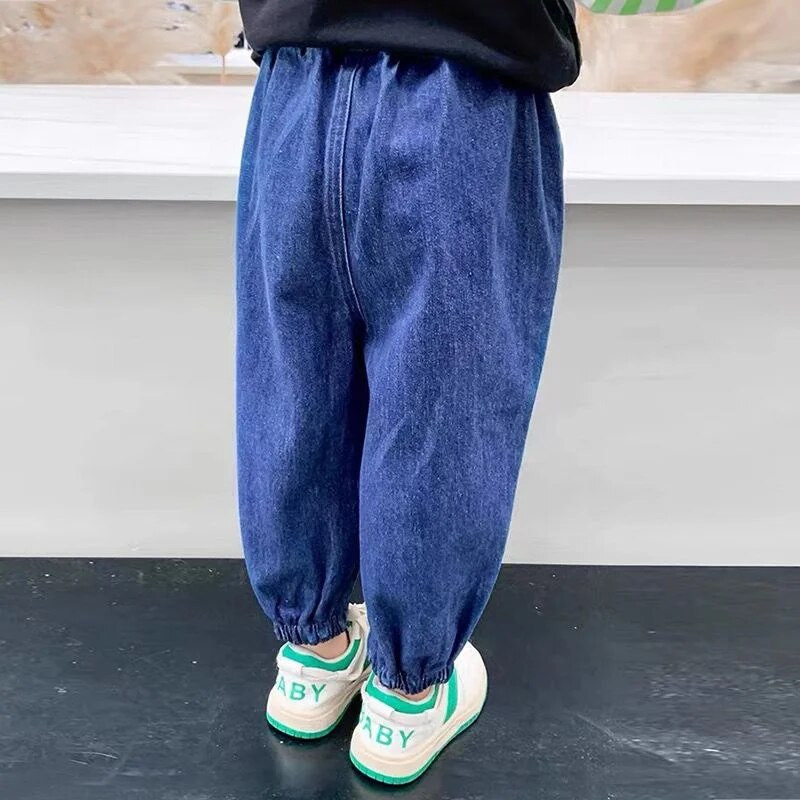 Duge hlače za djevojčice Pamučne jeans hlače 2023 Proljeće Ljeto s cvjetnim uzorkom Tinejdžeri Tinejdžeri Dječja odjeća za bebe