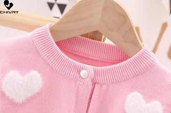 Нова 2022 г. Модна плетена жилетка с пуловер за бебета и момичета Детска есенна жилетка с пуловер с топла сърце и копчета