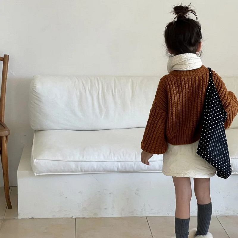 Iarna 2023 Noua îmbrăcăminte pentru copii, pulover tricotat pentru fete, cardigan cu buton metalic, haină pentru copii, pulover lanternă, haină la modă