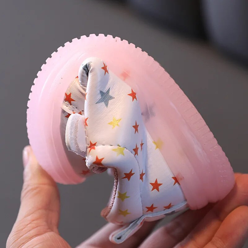 Pantofi cu LED-uri pentru copii, pantofi care strălucesc pentru copii, pantofi casual, imprimeu la modă, din piele PU, pantofi pentru fete, talpă moale, pantofi anti-alunecare, pantofi drăguți de bord