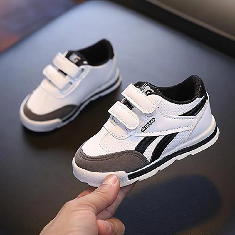 Pantofi noi pentru copii Bebeluși băieți Fete Pantofi casual pentru copii cu fund moale Respirabil, moale, anti-alunecare, pantofi sport pentru alergare Mărimea 21-30