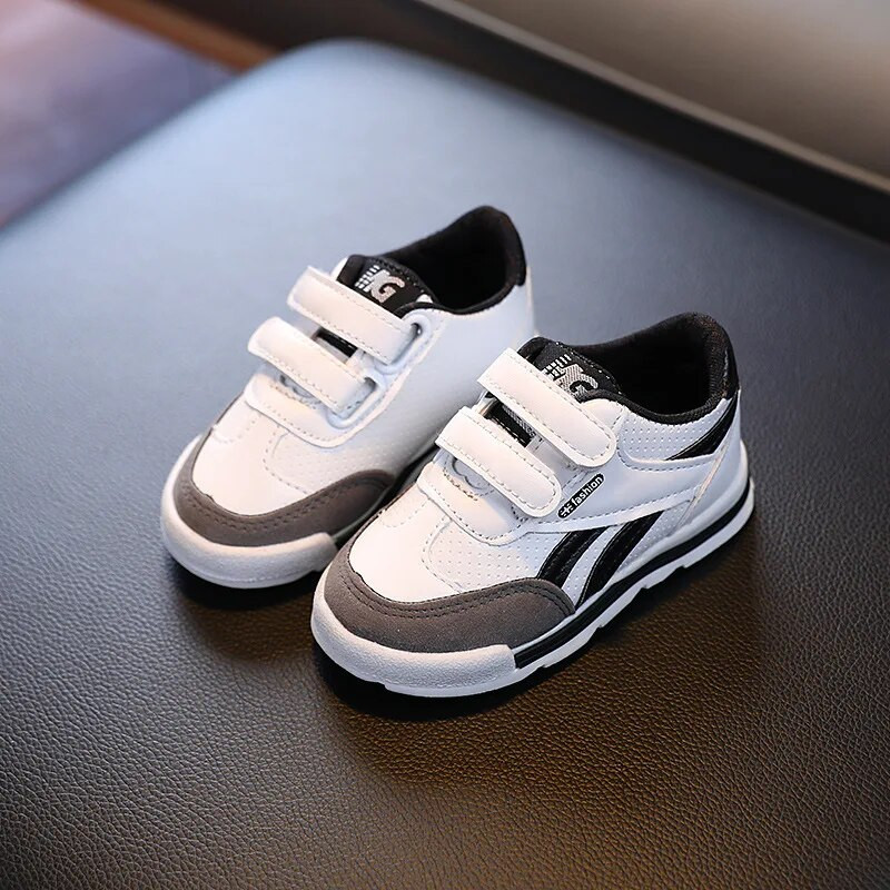 Pantofi noi pentru copii Bebeluși băieți Fete Pantofi casual pentru copii cu fund moale Respirabil, moale, anti-alunecare, pantofi sport pentru alergare Mărimea 21-30