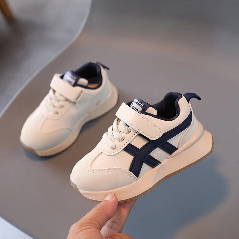 Vaikiški sportiniai bateliai plokščiu padu bamblys sportiniai batai berniukams mergaitėms madingi batai vaikams laisvalaikio batai odiniai kvėpuojantys minkšti bėgimai