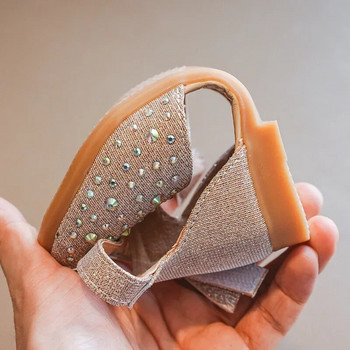 2023 Летни бебешки сандали за момичета Принцеса Парти обувки Детски банкети Принцеса Bling Модни детски сребърни плоски сандали за момичета за малко дете
