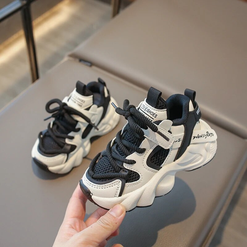 2024. aasta uued tüdrukute tossud, mis sobivad värviga pehme nööriga, värviga sobivad pehmed hingavad laste võrgust spordijalatsid poistele, libisemiskindlad