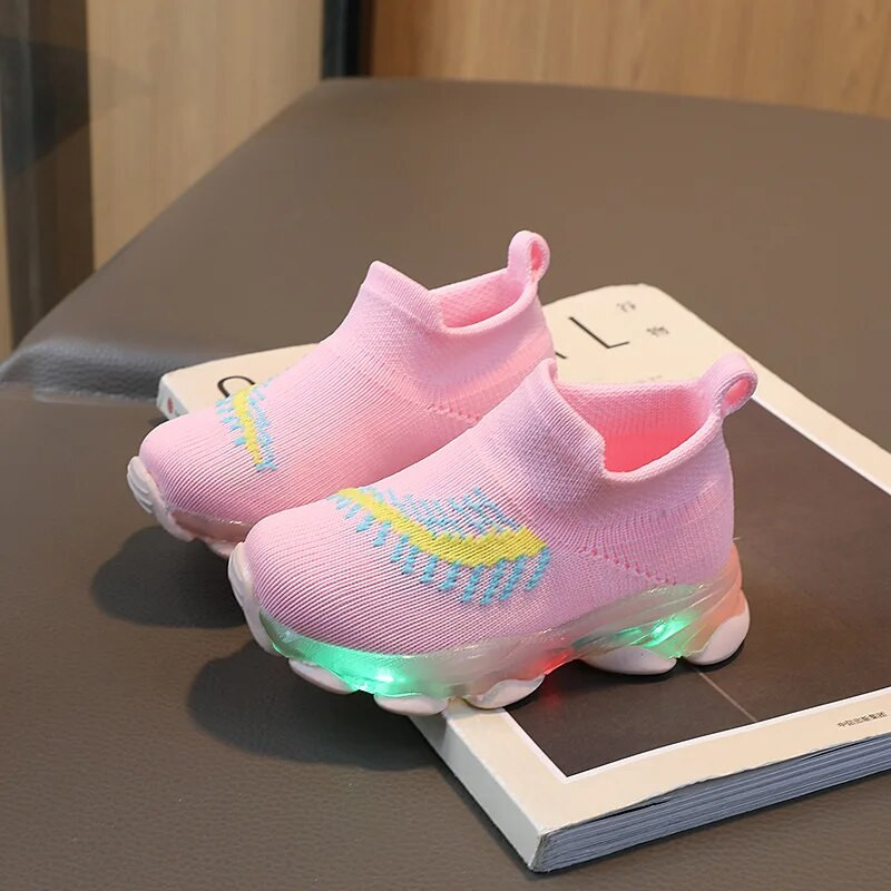 Rudenį nauji LED apšvietimai vaikiški batai kvėpuojantys megztos kojinės batai berniukams laisvalaikio sportbačiai mergaitėms švytintys bėgimo bateliai tenisas