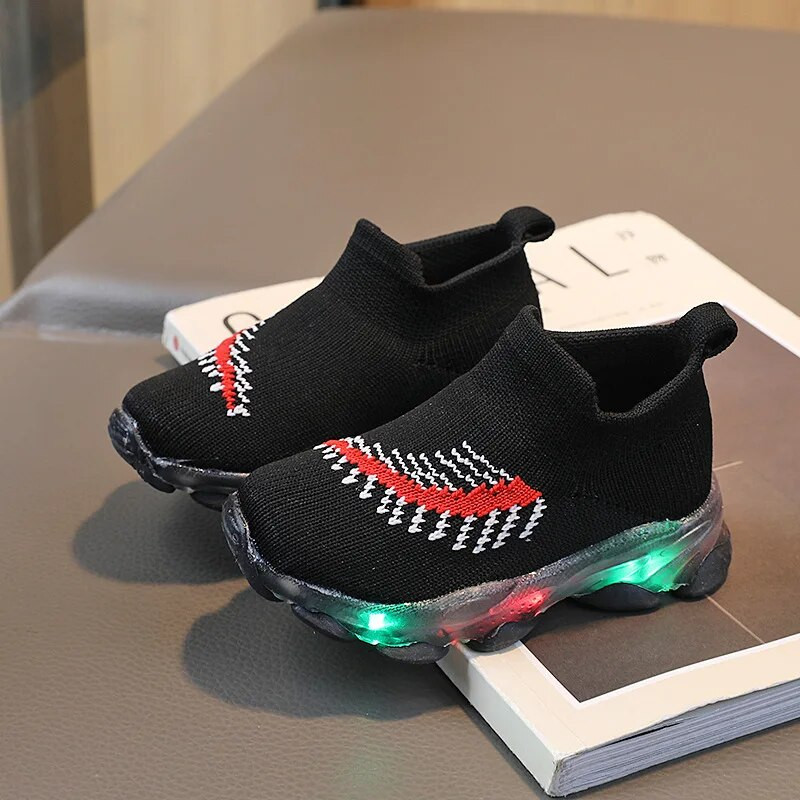 Rudenį nauji LED apšvietimai vaikiški batai kvėpuojantys megztos kojinės batai berniukams laisvalaikio sportbačiai mergaitėms švytintys bėgimo bateliai tenisas