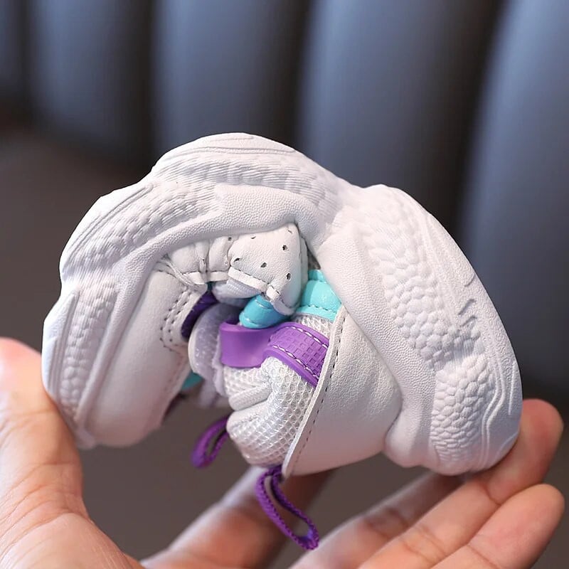 2022 m. Nauji vaikiški batai Pavasaris Ruduo Unisex Mažiems berniukams Mergaičių sportbačiai Tinkliniai kvėpuojantys madingi laisvalaikio batai vaikams nuo 1 iki 6 metų