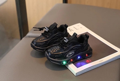 Noi pantofi cu LED-uri pentru copii, pantofi strălucitori pentru bebeluși, pantofi de alergare cu iluminare pentru băieți, pantofi cu plasă respirabilă, mărimea 21-30