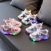 Zapatillas Gyerek Alkalmi Cipők Nyári LED Lumineszcens Cipő Fiú Alkalmi cipő Platform Lány Tenisz Cipők Baba Séta Cipők Gyerekcipők