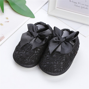 2022 Нова мода Бебешки обувки Новородени бебета Момичета Floral Print Little Bottie Prewalker Мека подметка Единични обувки за вашето бебе