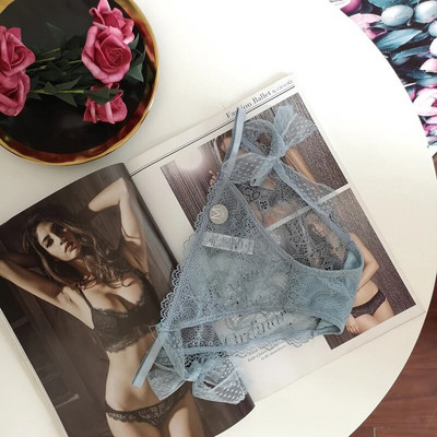 Voplidia Chiloți fără cusături din dantelă sexy Lenjerie intimă pentru fete drăguțe Slip sexy respirabil Femei Lenjerie transparentă cu talie joasă