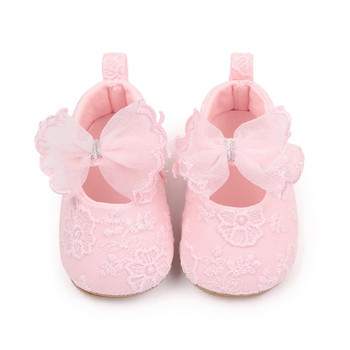 Обувки за принцеси за бебешки момичета Мека панделка Дантелени цветя Неплъзгаща се гумена мека подметка Плоско дъно Обувки за първа проходилка Обувки за бебешко креватче