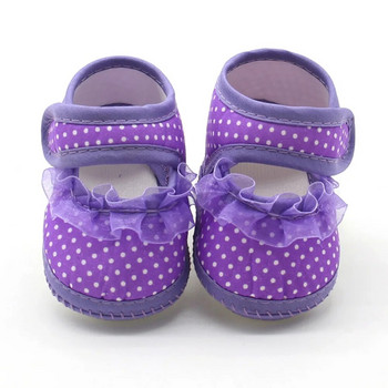 Новородени бебешки обувки на точки с дантела за момичета с мека подметка Prewalker Обувки за бебета на точки с дантела за момичета с мека подметка Prewalker Топли ежедневни обувки с равни обувки