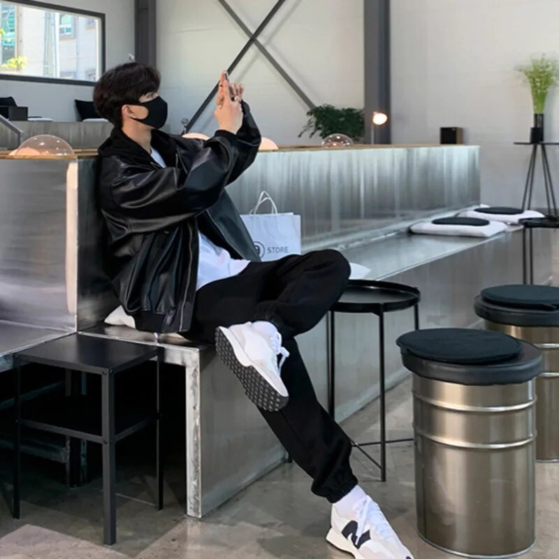 IEFB PU bőr férfi 2023 új, toldásos kapucnis dzseki koreai laza divat, egyszínű alkalmi temperamentum cipzár 9A1507