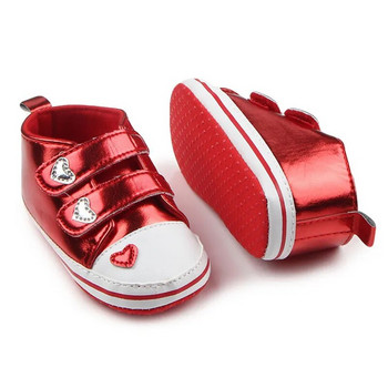 Нови прелестни бебешки обувки за момичета със сърце Прохождащи деца Противоплъзгащи се първи проходилки Мека подметка Спортни обувки за бебета