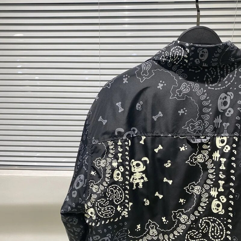 Cămașă de iarnă devreme 2023 Jachetă ușoară din puf, la modă, cămașă pentru bărbați cu flori de caju luminoase