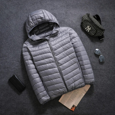 Jachetă împachetabilă pentru bărbați, cu glugă, ușoară, cu puf de rață, albă. Jachetă izolată puf pentru călătorii, drumeții în aer liber, mărime Plus 5XL