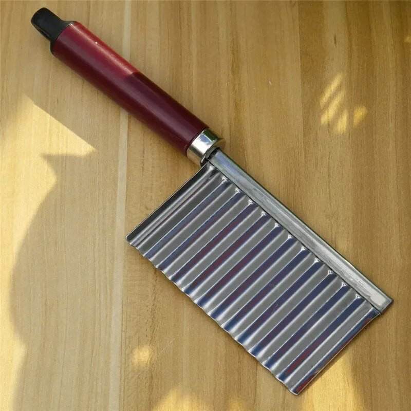 Francia sütő vágó rozsdamentes acél burgonya hullámos szélű vágókés konyhai kütyü Zöldség gyümölcs burgonya hámozó főzőeszközök