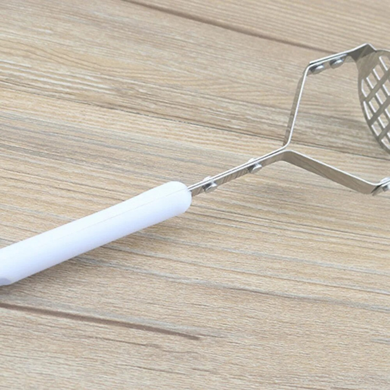 Rankinis spaustukas Bulvių presas Virtuvės priedai Įrankiai Naujas bulvių grūstuvas Česnakų presas Virtuvės įrankiai ir prietaisai stūmiklis