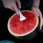 Εργαλείο φρούτων Creative Watermelon Cutter Artifact Οικιακό Πιρούνι Καρπούζι πολλαπλών χρήσεων Διαιρέτης φρούτων Κουζίνα Κουζίνα Κουζίνα
