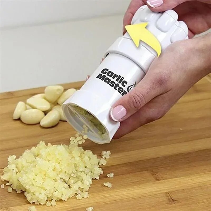 Višenamjenski češnjak Master Kitchen Gadget Alat Kotačić sjeckalice za češnjak Valjak za mljevenje češnjaka Kuhinjska pomoć Ručna drobilica za češnjak Novo