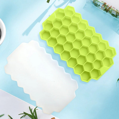 Tavă pentru cuburi de gheață, forma din silicon, cu 37 de grile, în formă de fagure de miere.