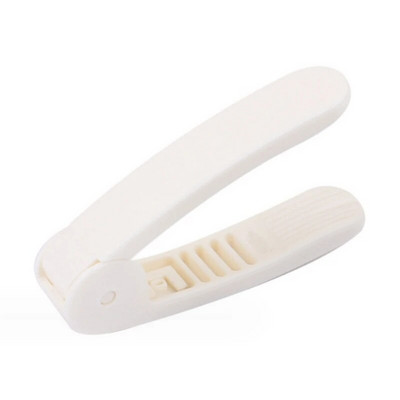 Praktiškas melionų sėklų lukšto paprastas naudojimo vadovas Žemės riešutų lukšto virtuvės įrankis PP medžiaga žemės riešutų lukštams pašalinti