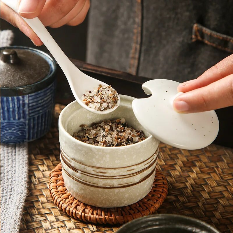 Japoniško stiliaus vintažinis keraminis prieskonių stiklainis čili laikymo dėžutė su dangteliu Cukraus stiklainis Grilio prieskonių dėžutė virtuvės reikmenys porcelianas