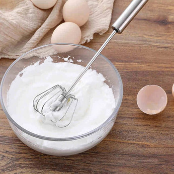 Ημιαυτόματος αναδευτήρας αυγών 304 από ανοξείδωτο ατσάλι Χειροκίνητος αναδευτήρας αυγών Αυτογυρισμένος αναδευτήρας αυγών Αξεσουάρ κουζίνας Εργαλεία αυγών