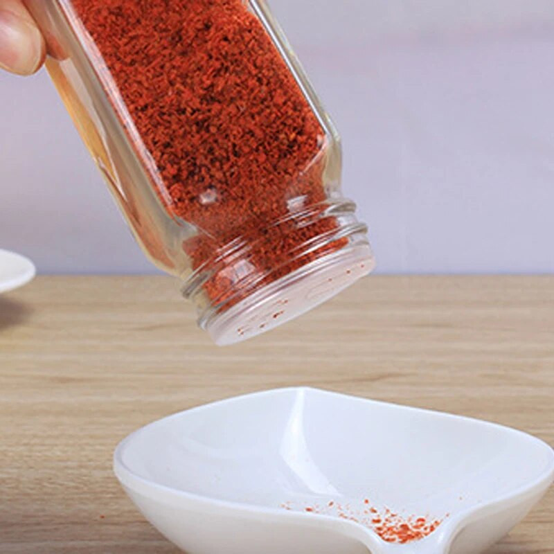 Буркан за подправки YOMDID Бутилка за подправки Издръжлива сол, захар, червен пипер Контейнер за подправки Пилешка есенция Кимион, пипер Шейкър Двойна капачка
