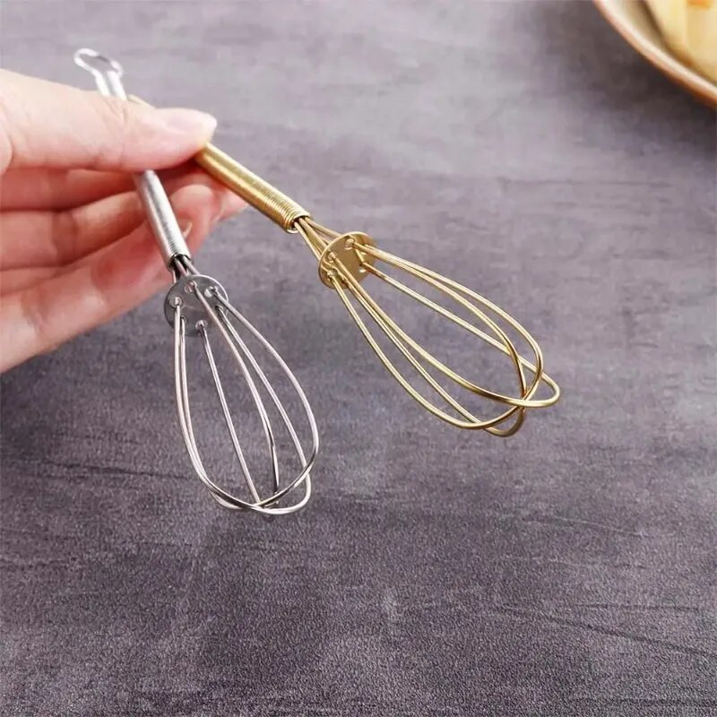 Roostevabast terasest mini munavispli käsitsi pöörlev kooreklops Kasulik segaja toiduvalmistamisosade segamiseks Kaasaskantav küpsetustööriist