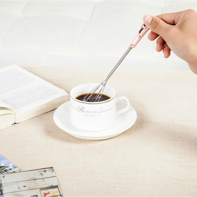 Karštas naujas išpardavimas mini nerūdijančio plieno rankinis maišytuvas spiralinis vielinis plaktuvas, skirtas kepimui ir virimo įrankiams Kiaušinių plakiklis Virtuvės prietaisai ir AC