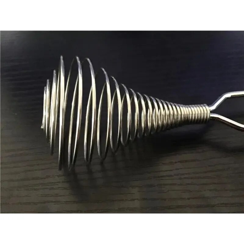 Virtuvės plakiklis nerūdijančio plieno spyruoklinis kiaušinių plaktuvas rankinis plaktuvas plakimui.