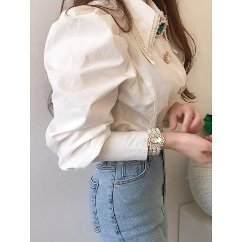 Ženske košulje Francuska vintage bluza Proljetna košulja sa šiljastim ovratnikom, dugim puf rukavima i bisernim gumbima, uske bijele majice