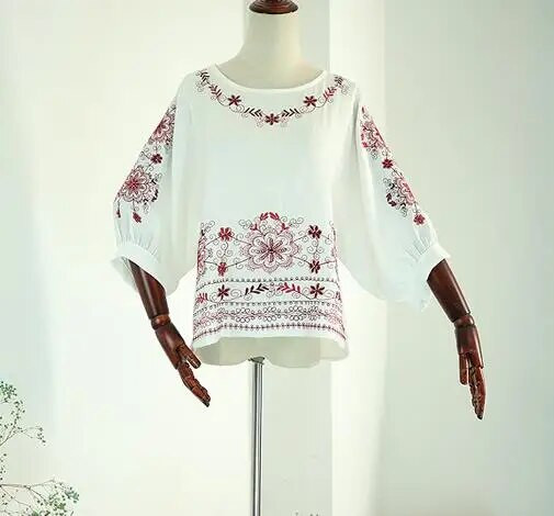 Ženska proljeće ljeto vintage pamučna košulja s vezom ženska ležerna opuštena šik pamučna bluza tb060