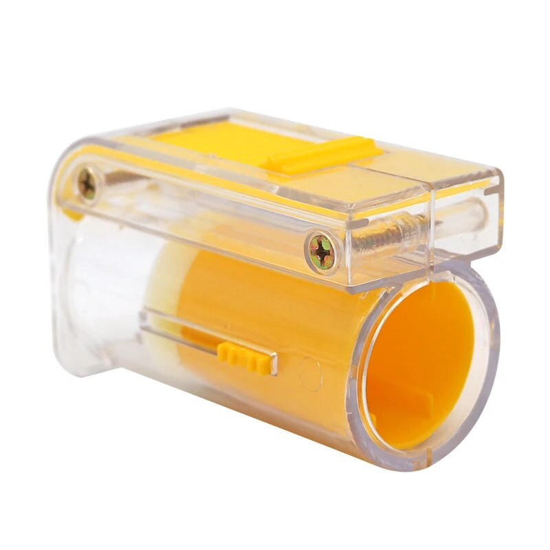 1 vnt. Bičių karalienės žymeklis, butelis Bičių ženklo narvas, plastikinis vienos rankos žymėjimo gaudyklė su stūmokliu, pliušiniai sodo bitininkystės reikmenys