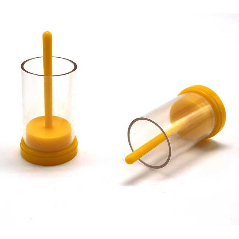 1 vnt. Bičių karalienės karalienės bičių ženklinimas auginimo žymeklis Etiketės žymeklis Geltonas plastikinis butelis Vabzdžių bičių ūkio identifikavimo įrankiai