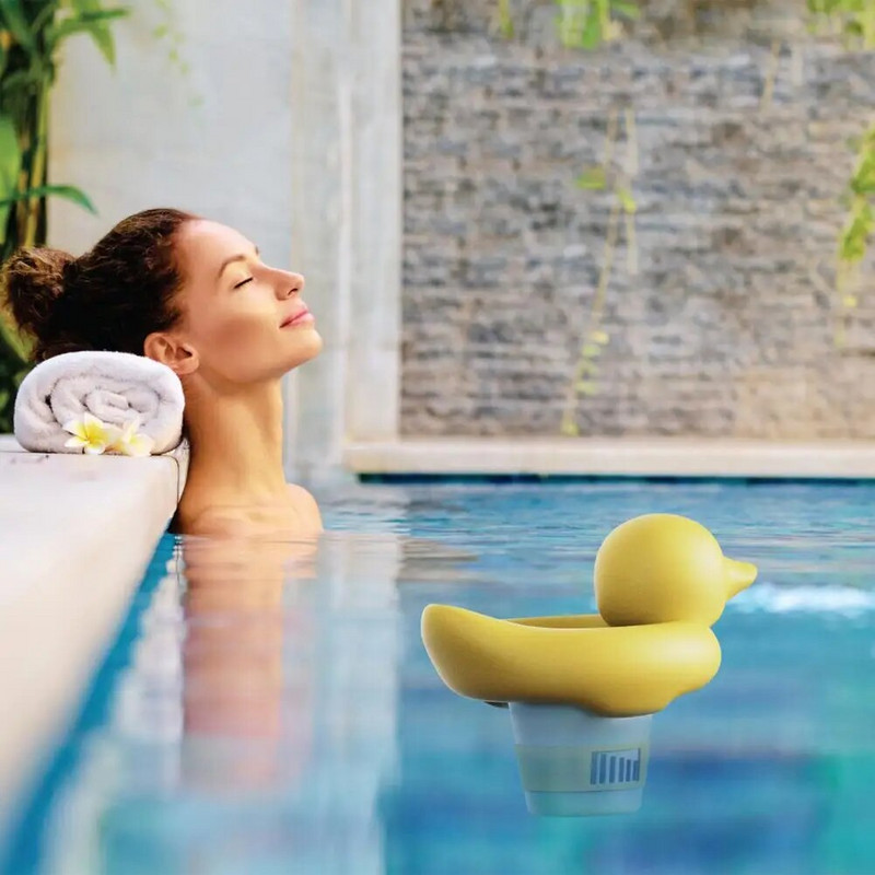 Slatki dozator tableta za bazen koji se može uvući za čišćenje Plutajući spa hidromasažna kada za bazen Plutajući dozator za kemijski klor