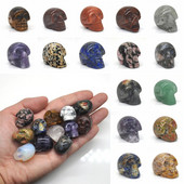 1PC Statuie Craniu Cristal Natural Vindecător Cuarț Jas Jad Fantomă sculptată manual Decoratiuni pentru acasă de Halloween Cadou cu pietre prețioase